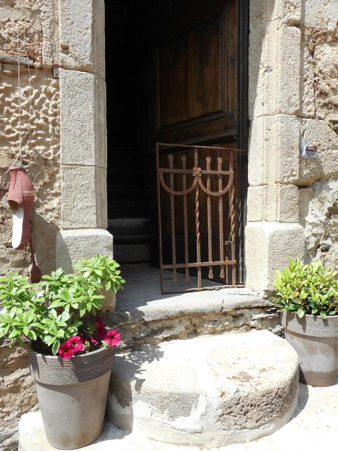 The Tavern Castelnau-Pégayrols 외부 사진