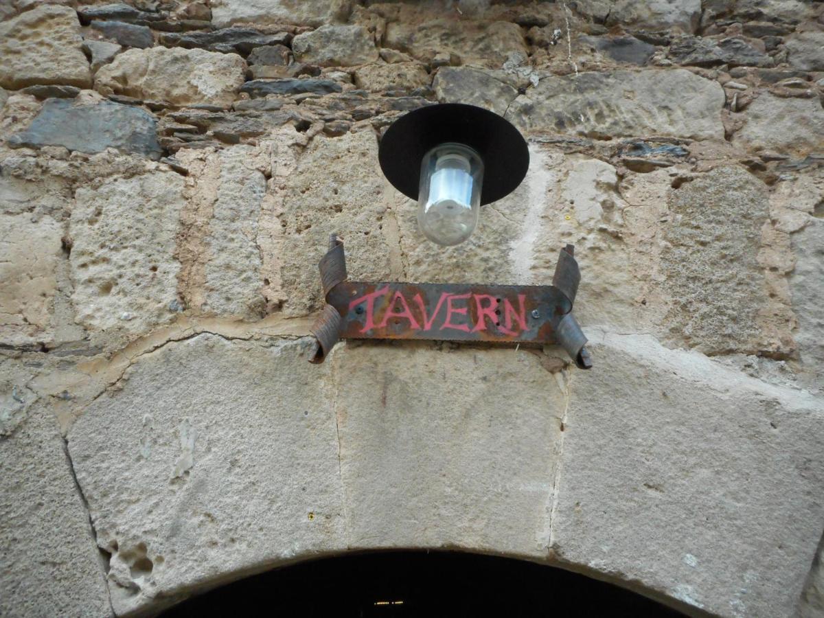 The Tavern Castelnau-Pégayrols 외부 사진