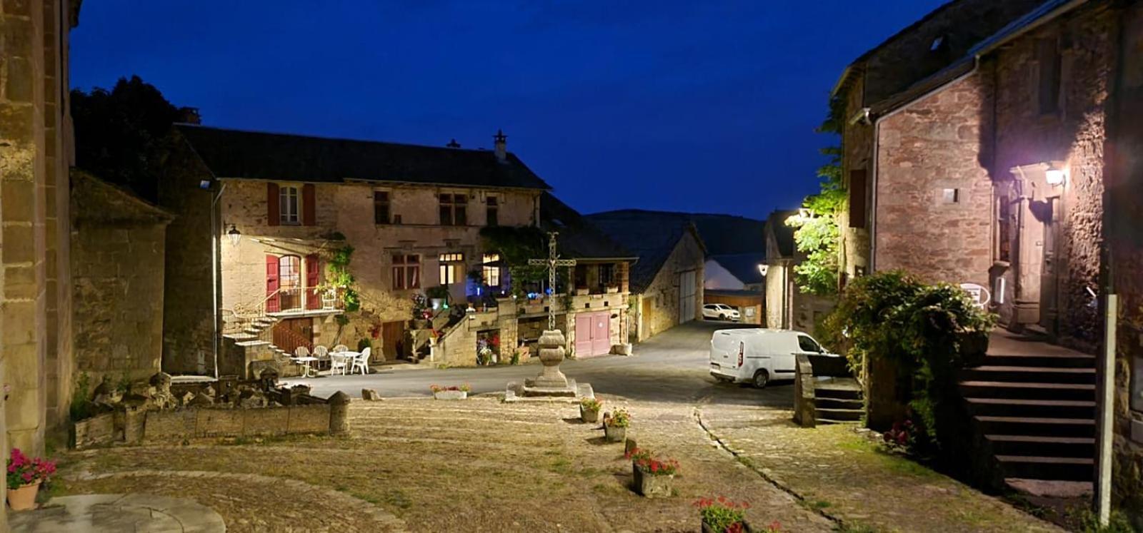 The Tavern Castelnau-Pégayrols 외부 사진